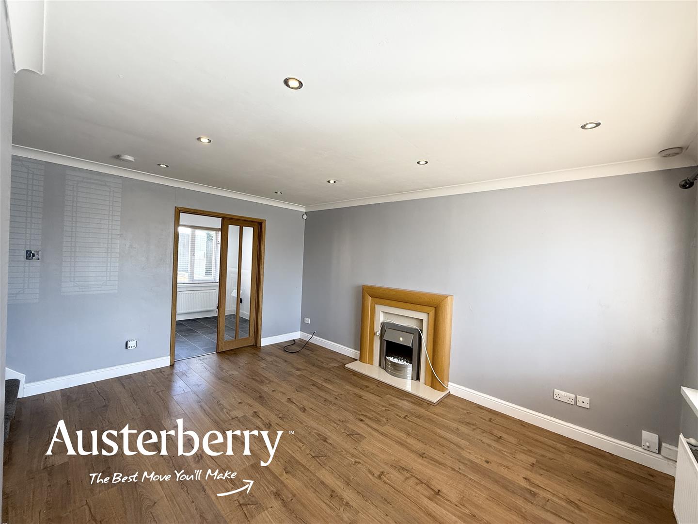 3 bed property in Bowfell Grove, Stoke-On-Trent